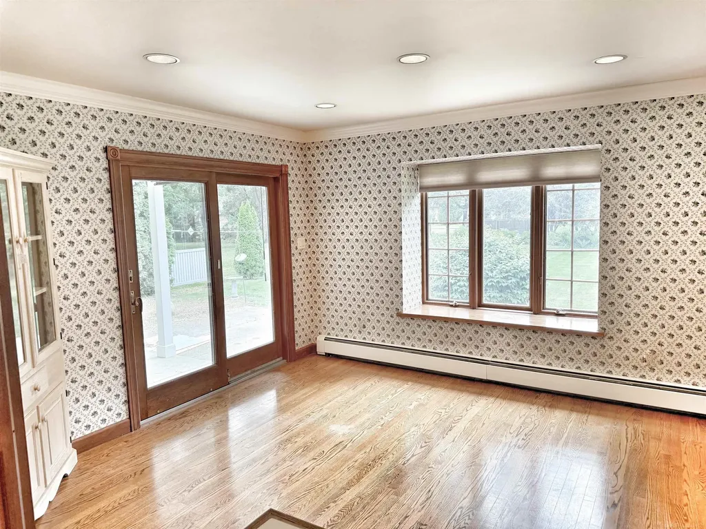 37953 Elmite Street Harrison Charter Township MI 48045