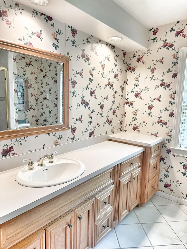 37953 Elmite Street Harrison Charter Township MI 48045