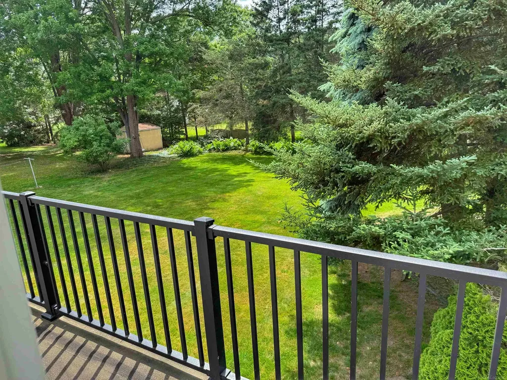37953 Elmite Street Harrison Charter Township MI 48045