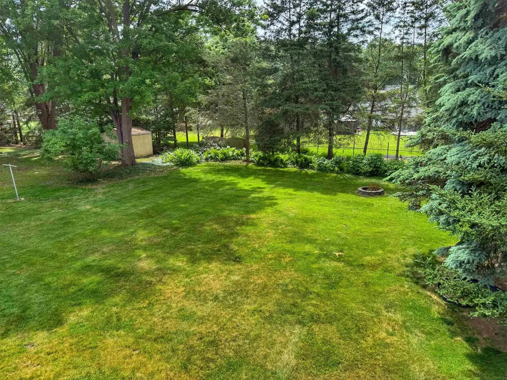 37953 Elmite Street Harrison Charter Township MI 48045
