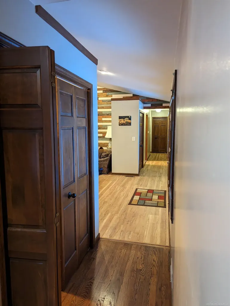 9764 Annabelle Court Green Oak Township MI 48178