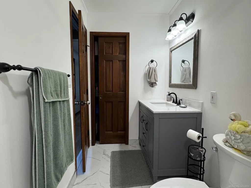 9764 Annabelle Court Green Oak Township MI 48178