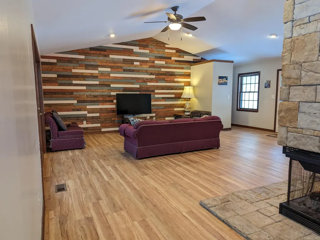 9764 Annabelle Court Green Oak Township MI 48178