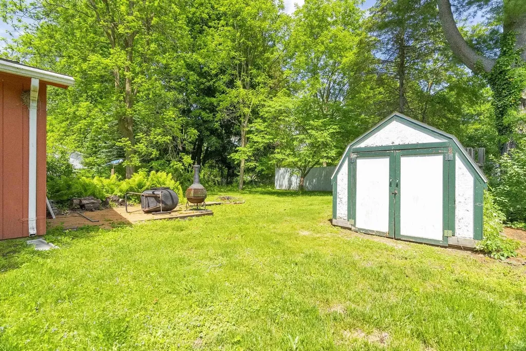 222 N Howard Avenue Croswell City MI 48422