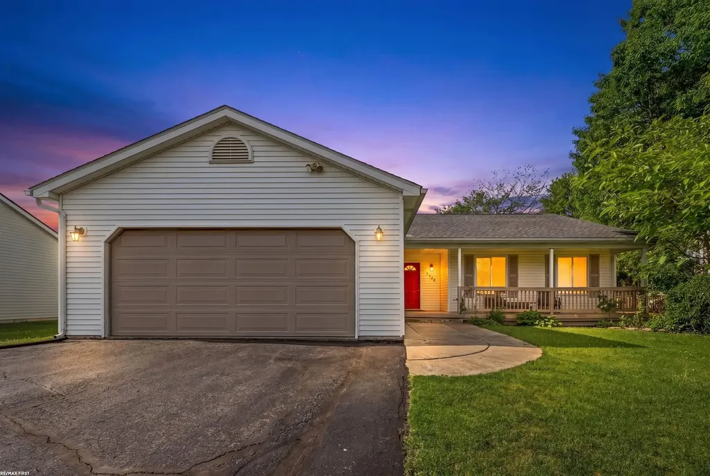 2679 Lacota Road Waterford Charter Township MI 48328