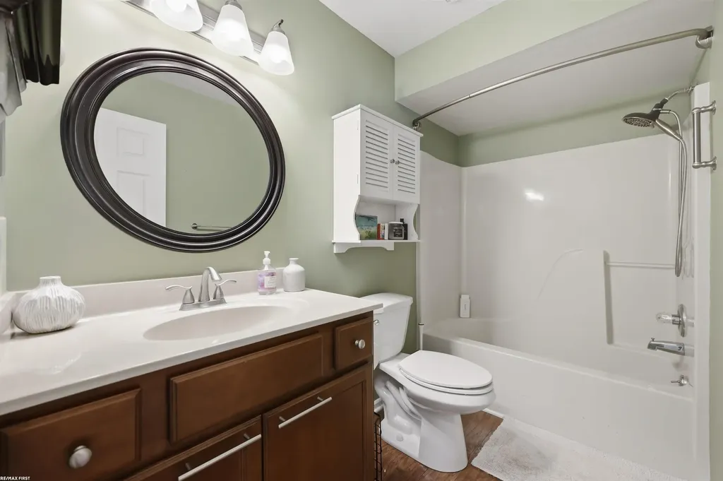2679 Lacota Road Waterford Charter Township MI 48328