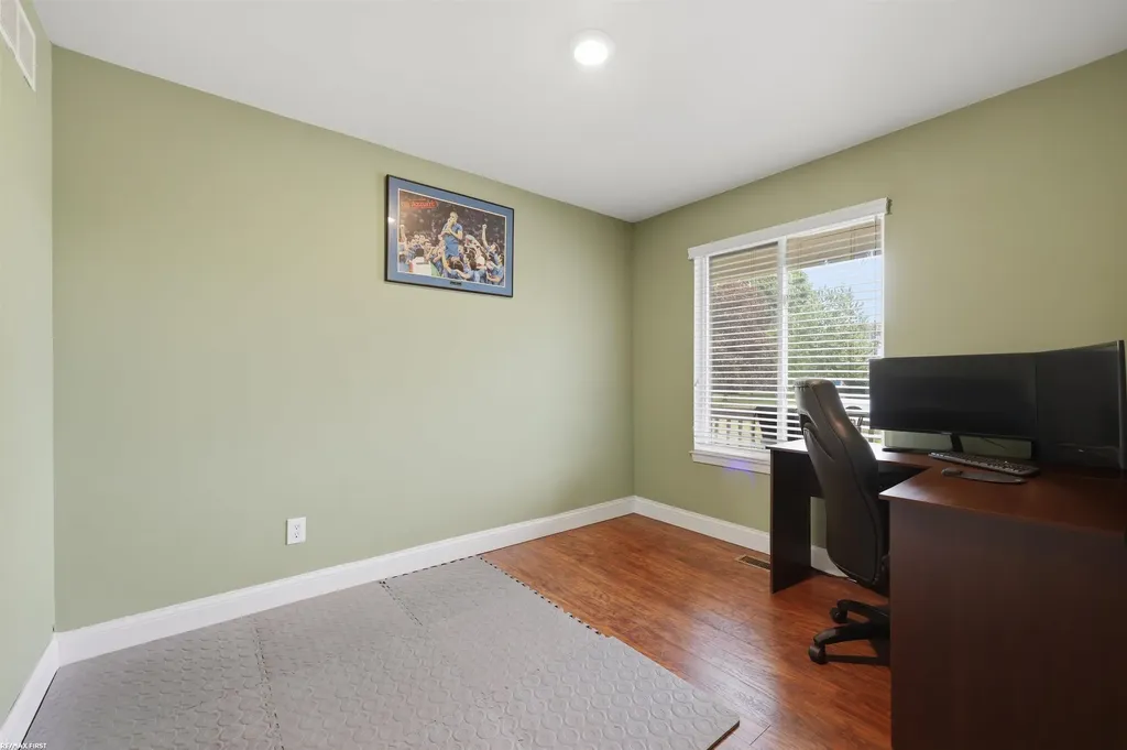 2679 Lacota Road Waterford Charter Township MI 48328