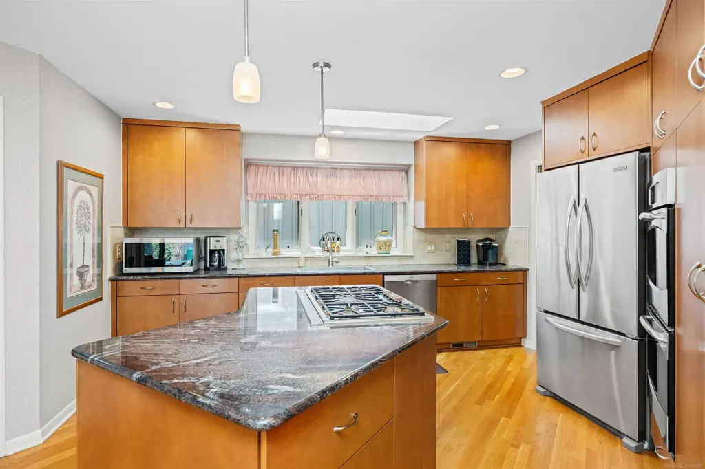 4921 Fairway Ridge Circle West Bloomfield Charter Township MI 48323