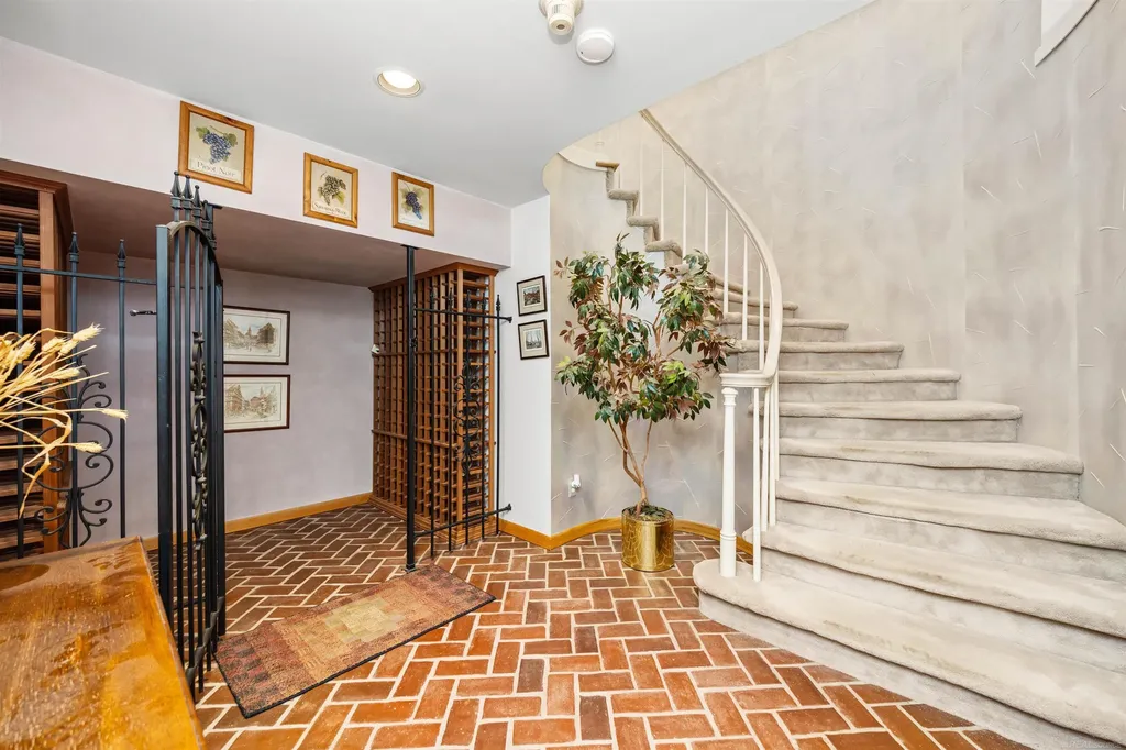 4921 Fairway Ridge Circle West Bloomfield Charter Township MI 48323