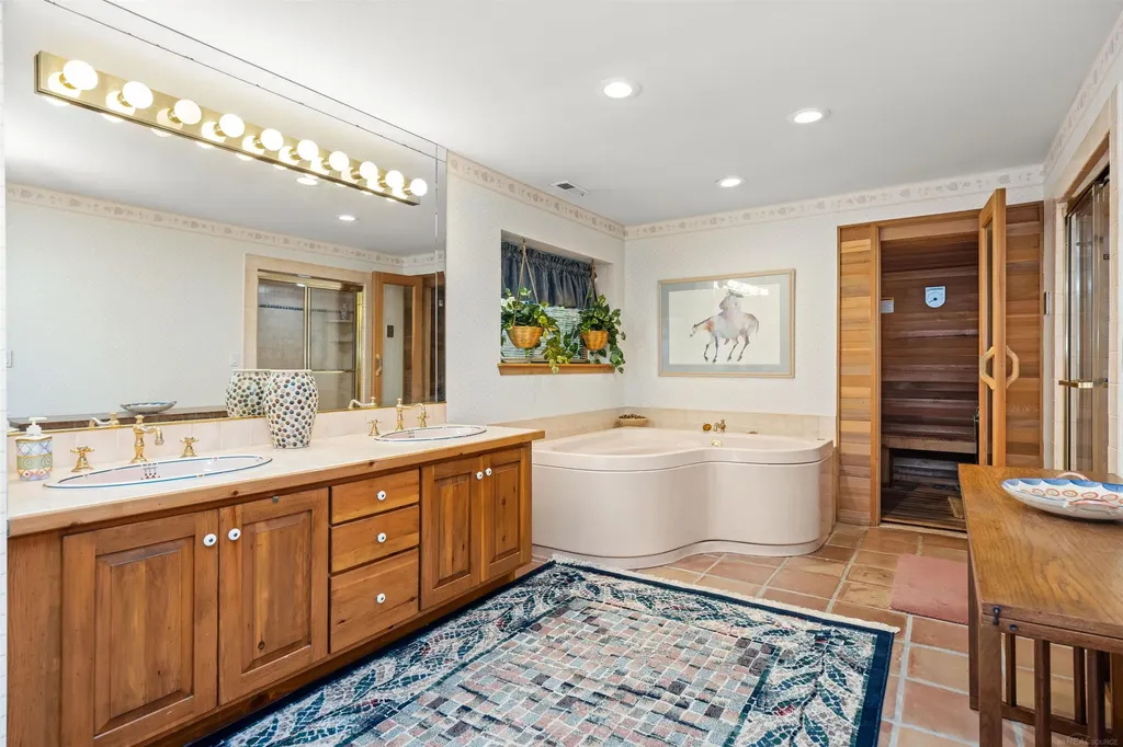 4921 Fairway Ridge Circle West Bloomfield Charter Township MI 48323