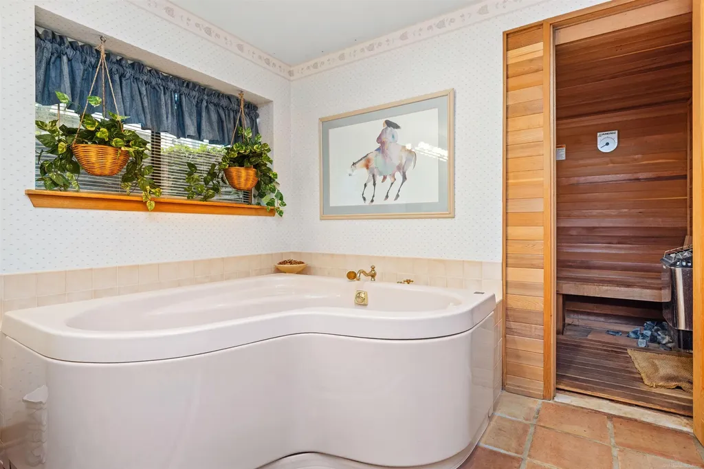 4921 Fairway Ridge Circle West Bloomfield Charter Township MI 48323