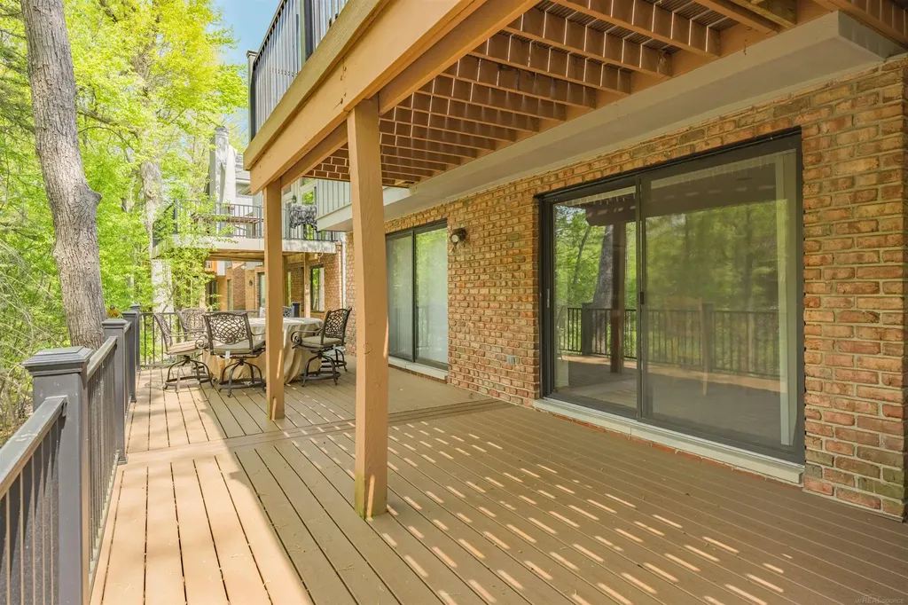 4921 Fairway Ridge Circle West Bloomfield Charter Township MI 48323