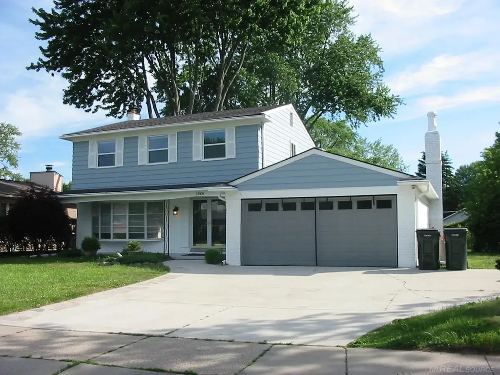 23909 Talbot Street St. Clair Shores City MI 48082