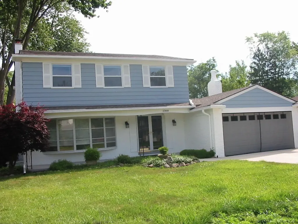 23909 Talbot Street St. Clair Shores City MI 48082