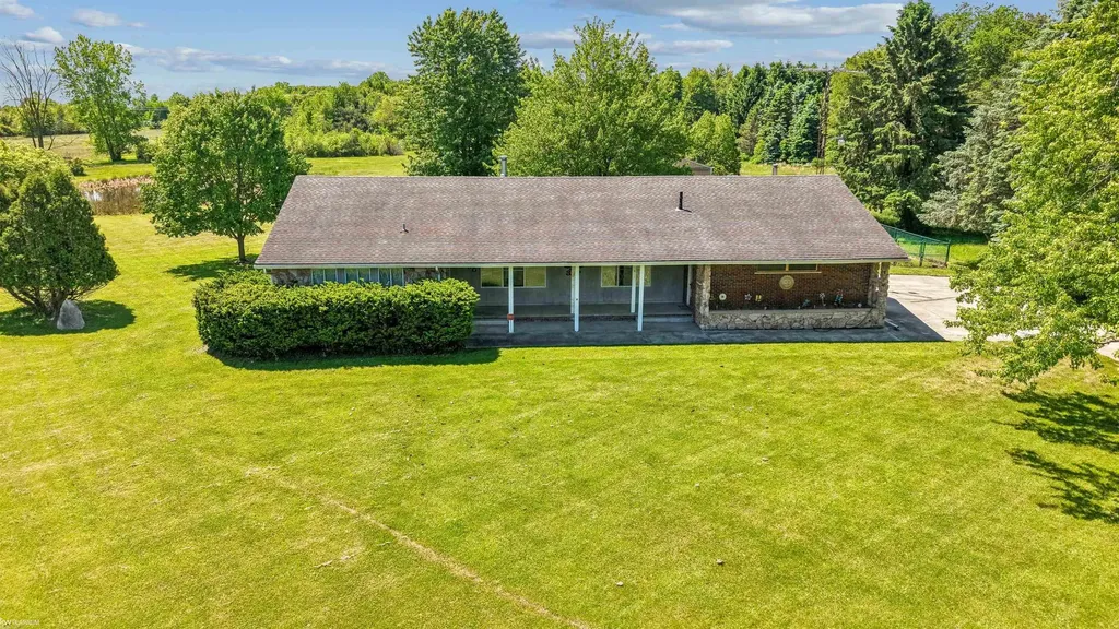 37580 28 Mile Road Lenox Township MI 48048