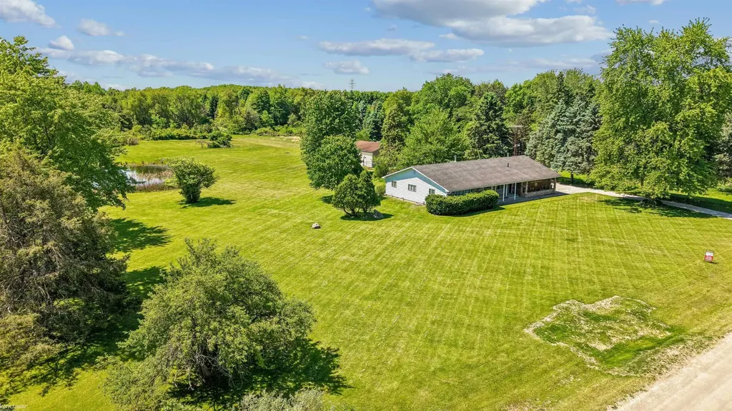37580 28 Mile Road Lenox Township MI 48048