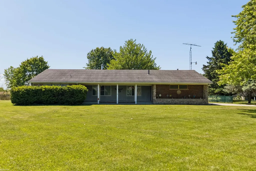 37580 28 Mile Road Lenox Township MI 48048