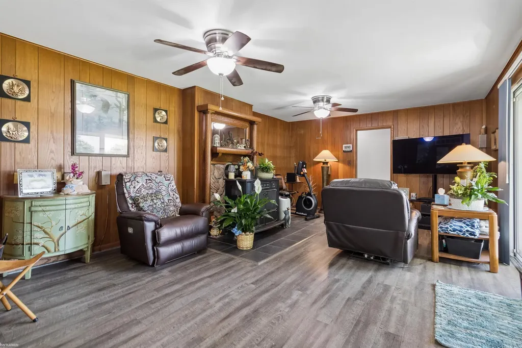 37580 28 Mile Road Lenox Township MI 48048