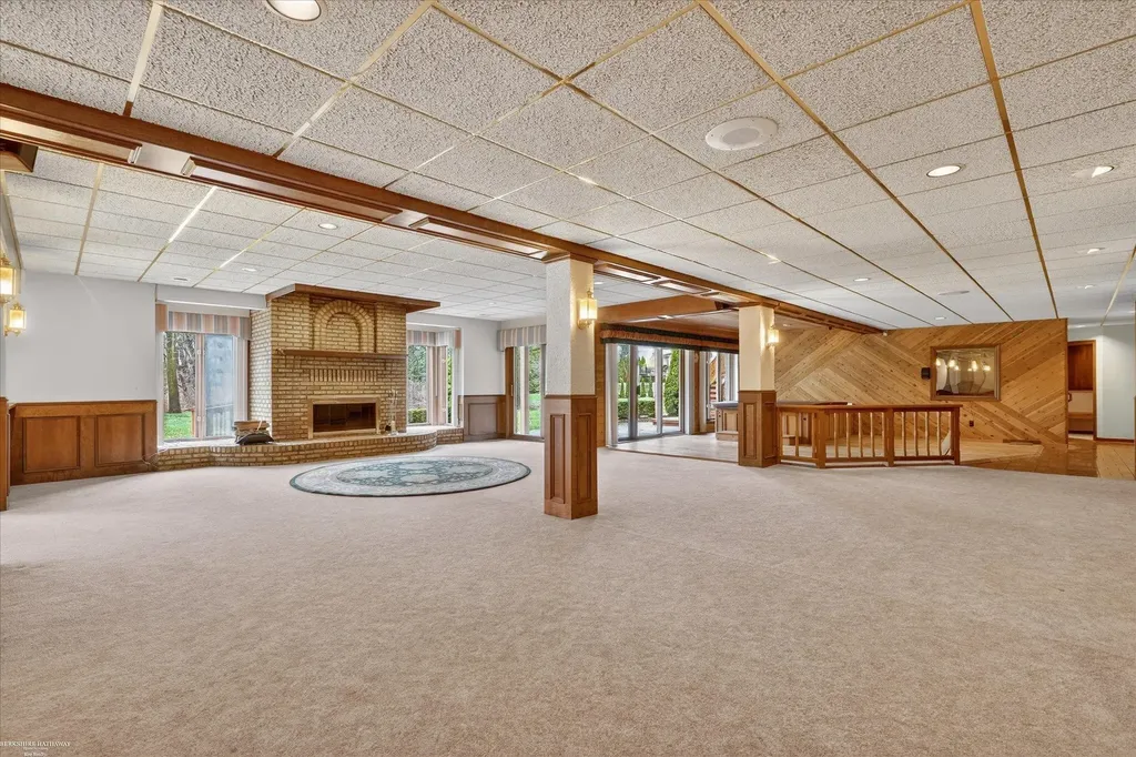 5500 Crystal Creek Lane Washington Township MI 48094
