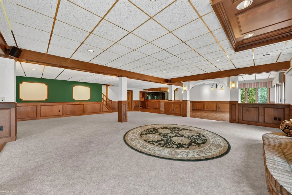 5500 Crystal Creek Lane Washington Township MI 48094