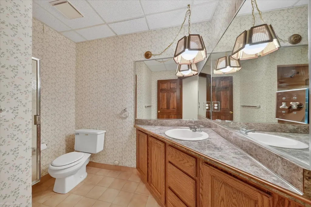 5500 Crystal Creek Lane Washington Township MI 48094