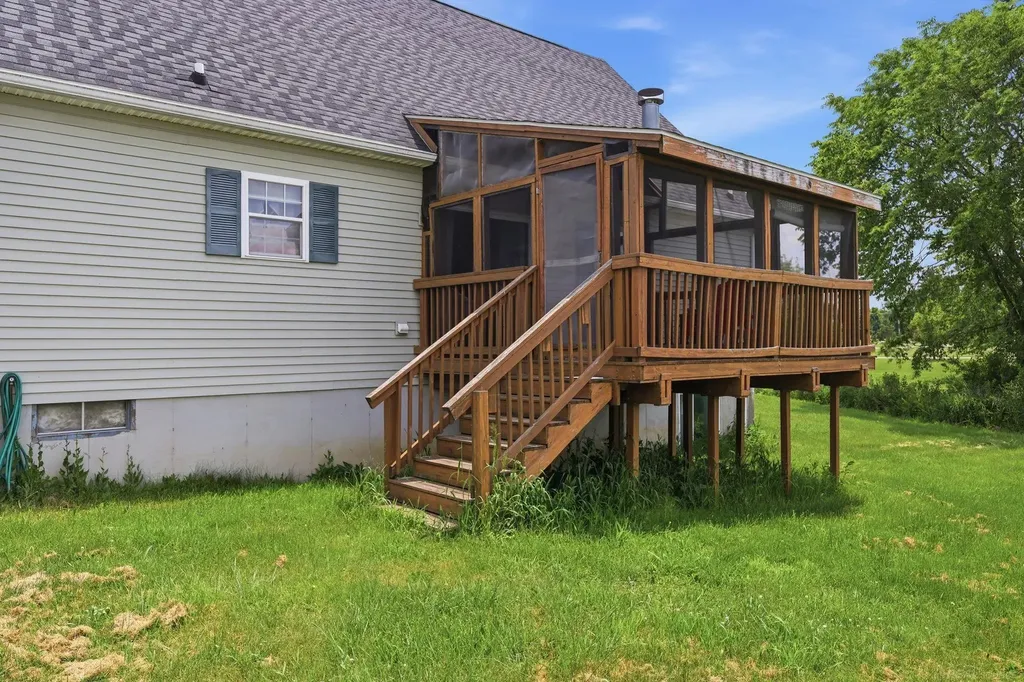 70897 Place Road Richmond City MI 48062