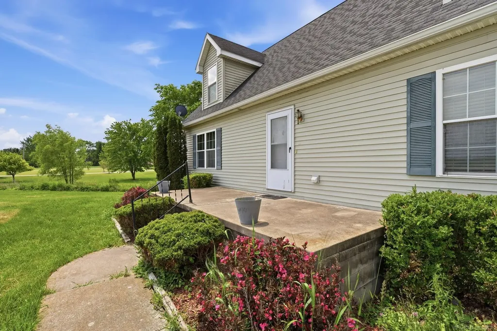 70897 Place Road Richmond City MI 48062