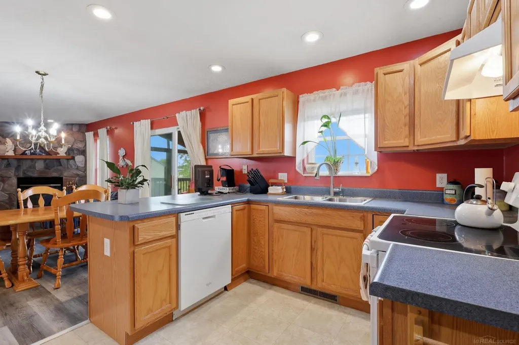 70897 Place Road Richmond City MI 48062