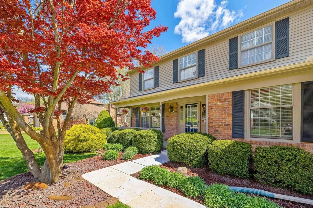 460 Abbey Wood Drive Rochester City MI 48306