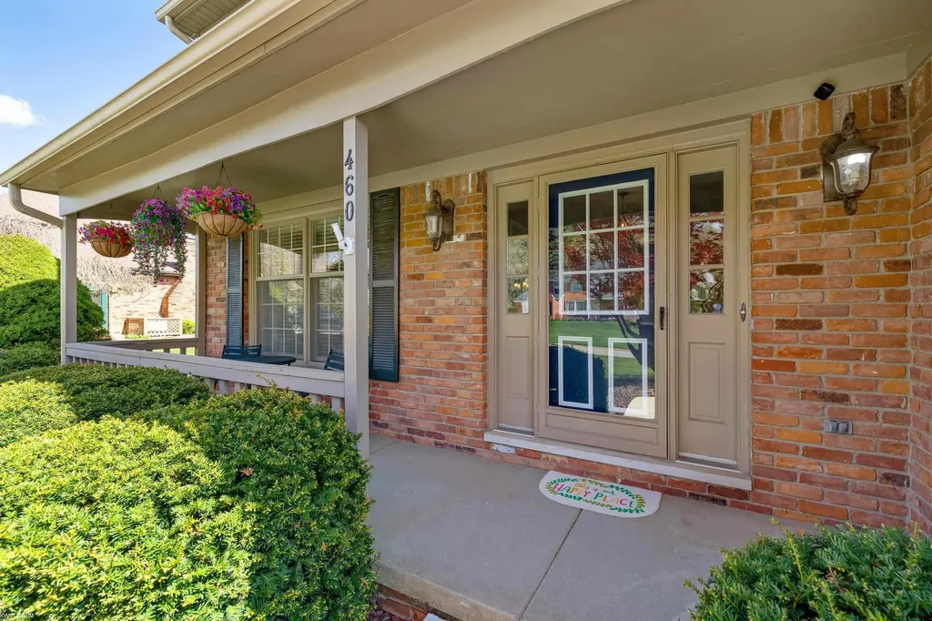 460 Abbey Wood Drive Rochester City MI 48306