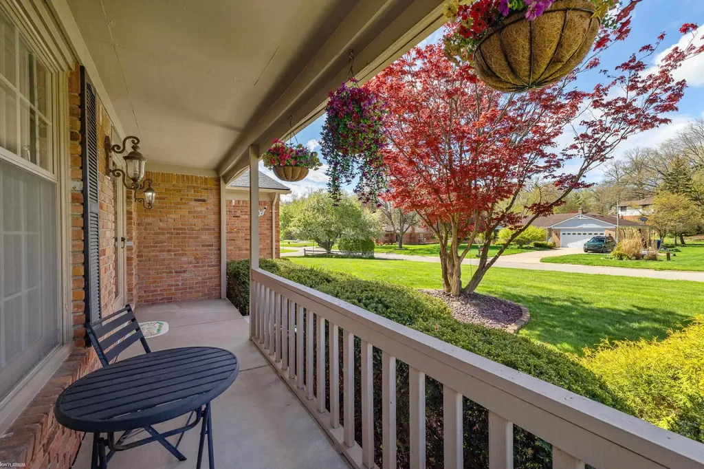 460 Abbey Wood Drive Rochester City MI 48306