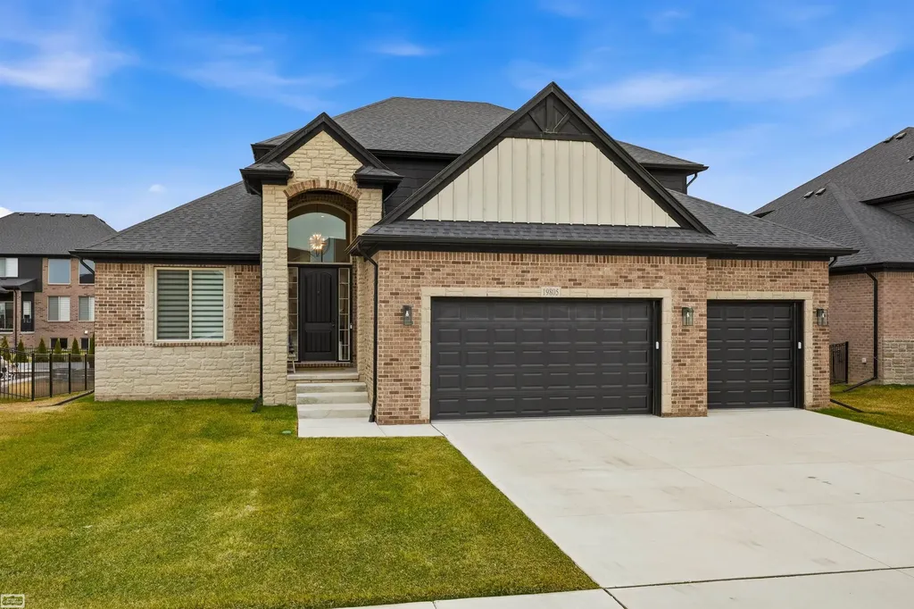 19805 Joy Drive Macomb Township MI 48042