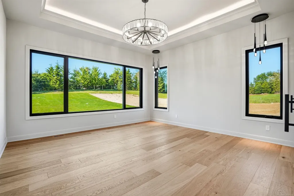 5803 Cotswold Drive Washington Township MI 48094
