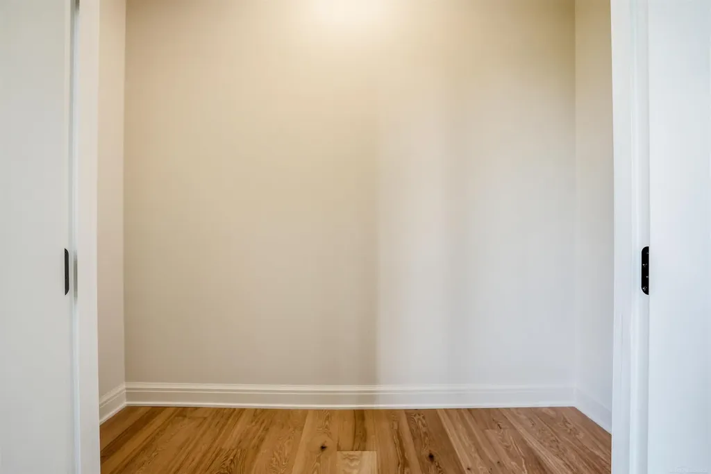 5803 Cotswold Drive Washington Township MI 48094