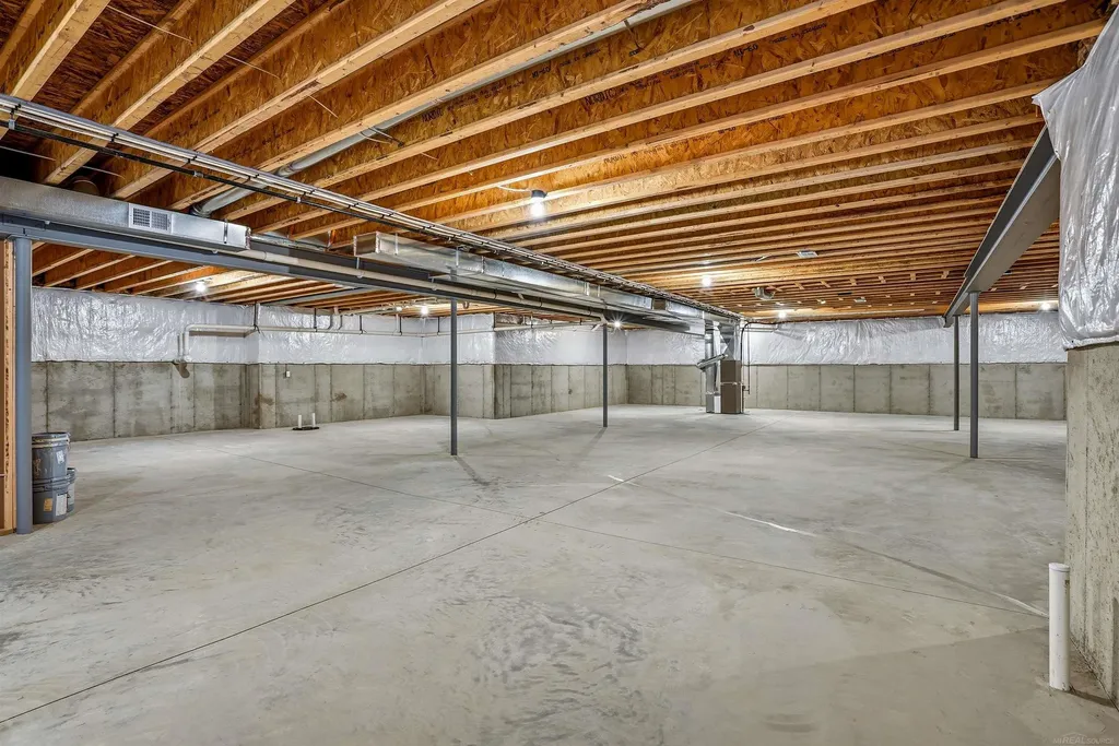 5803 Cotswold Drive Washington Township MI 48094