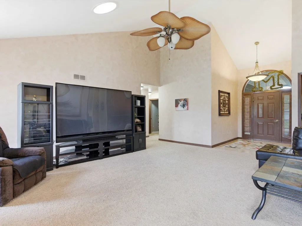 41891 Clinton Pines Drive Clinton Charter Township MI 48038