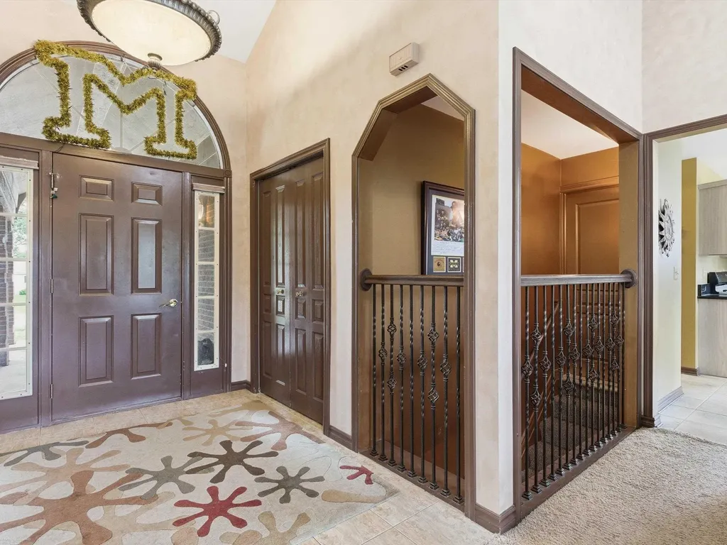 41891 Clinton Pines Drive Clinton Charter Township MI 48038