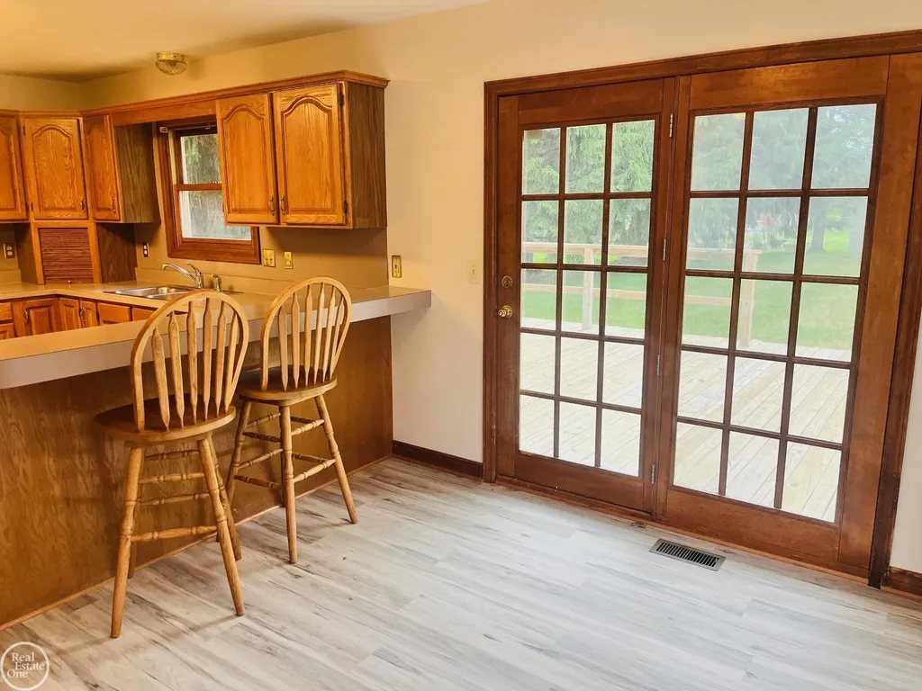 4102 James Court Fort Gratiot Charter Township MI 48059