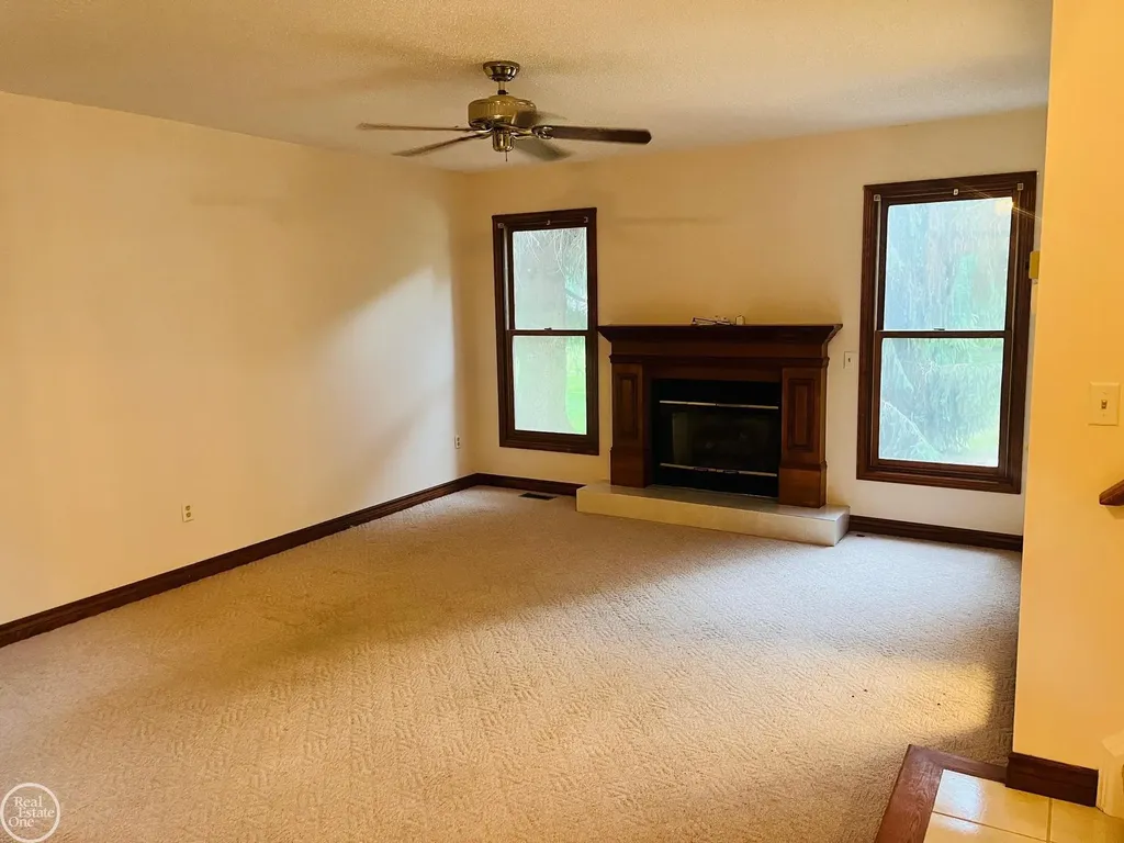 4102 James Court Fort Gratiot Charter Township MI 48059