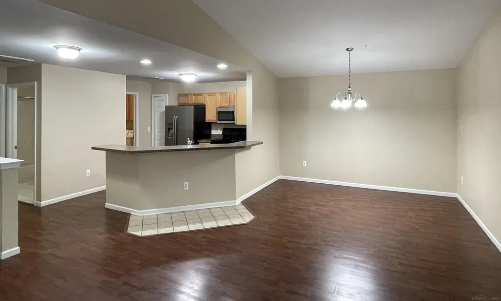 15336 Yale Drive Clinton Charter Township MI 48038