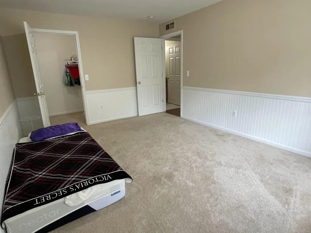 15336 Yale Drive Clinton Charter Township MI 48038