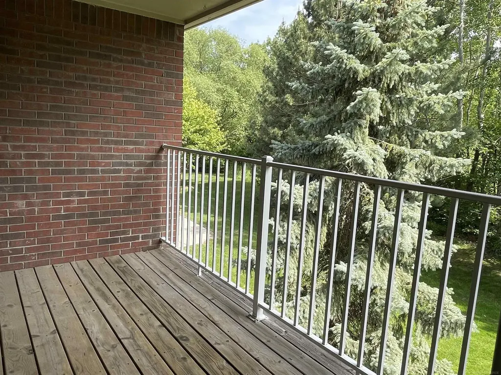 15336 Yale Drive Clinton Charter Township MI 48038