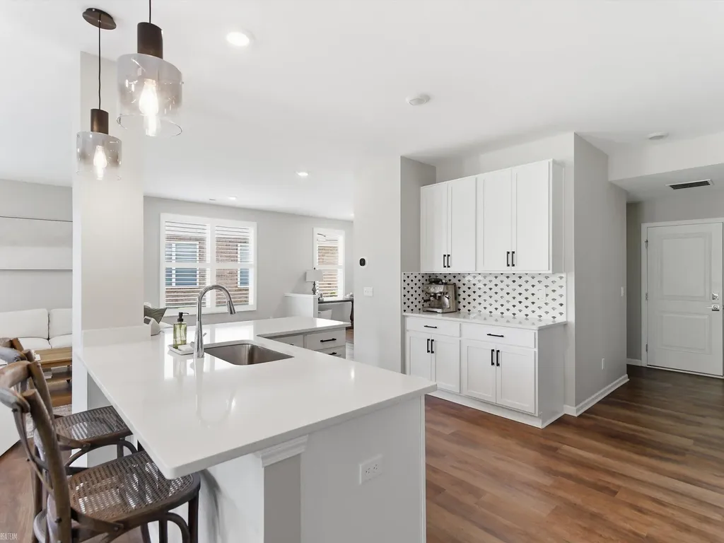 8665 Grove Street Washington Township MI 48094