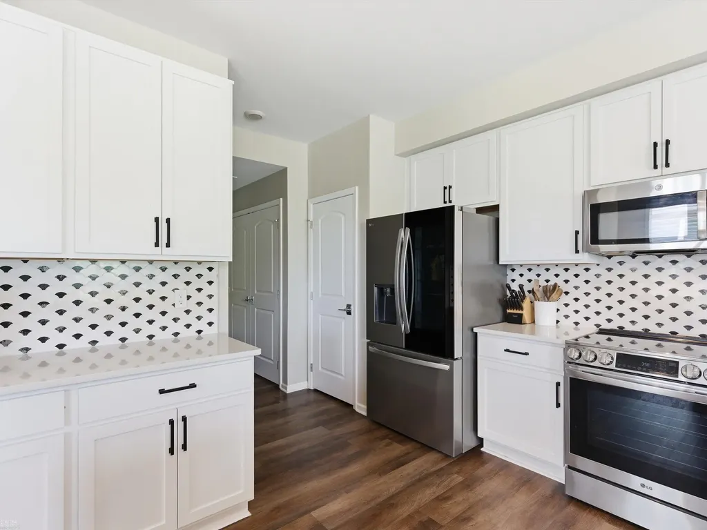 8665 Grove Street Washington Township MI 48094