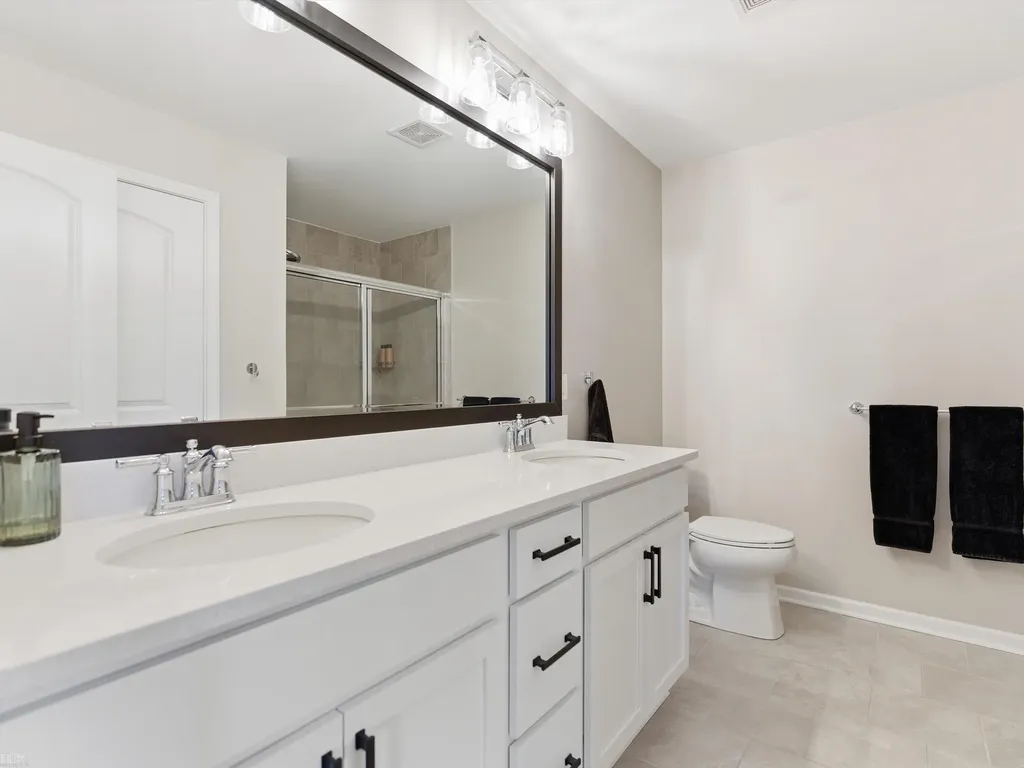 8665 Grove Street Washington Township MI 48094