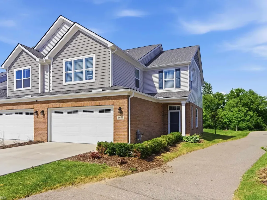 8665 Grove Street Washington Township MI 48094