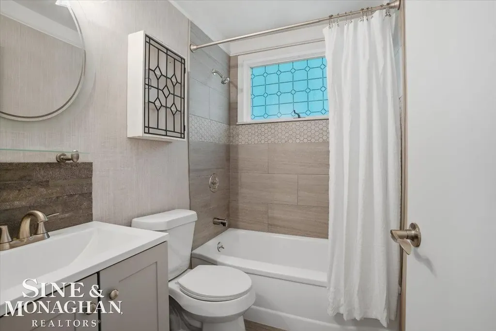 1413 Minnesota Avenue Marysville City MI 48040
