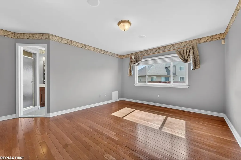 33878 Au Sable Drive Chesterfield Township MI 48047