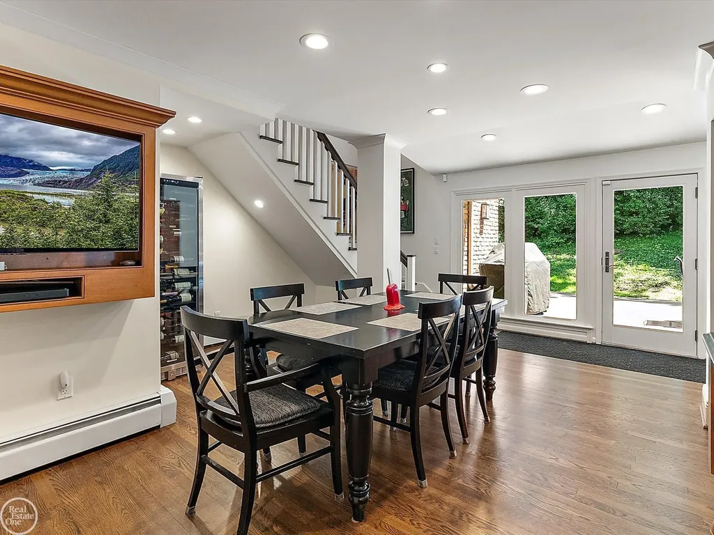4547 Valleyview Drive West Bloomfield Charter Township MI 48323