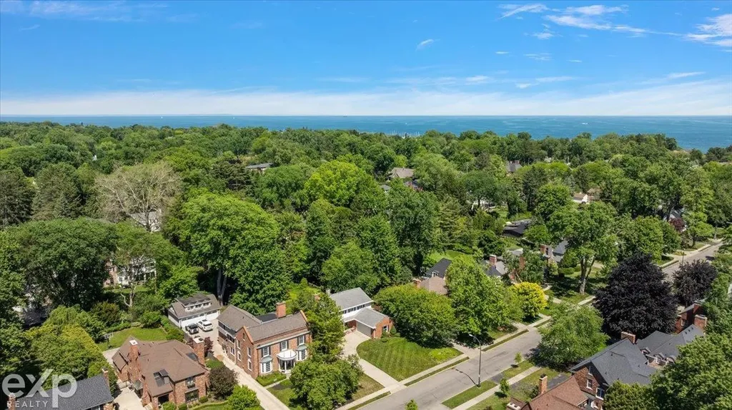 100 Moran Road Grosse Pointe Farms City MI 48236